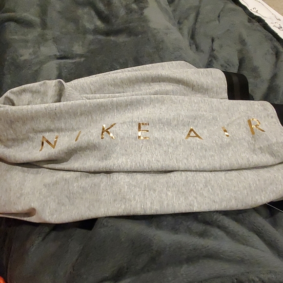 NWT Nike performance pants - Picture 2 of 4